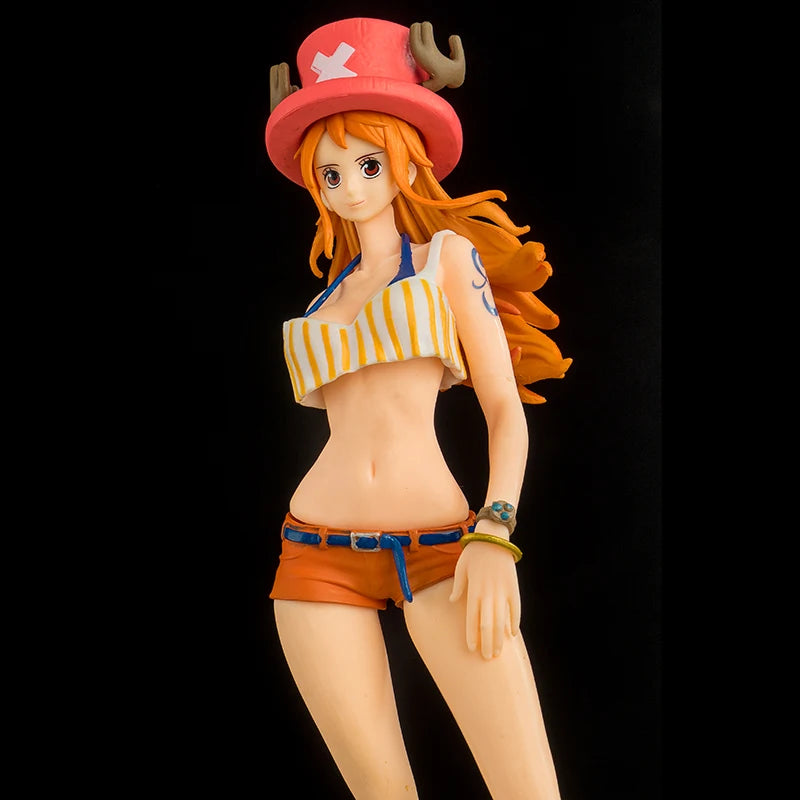 Nami, com roupa do Chopper - One Piece